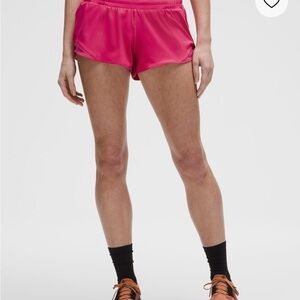 Lululemon Athletica Raspberry Coulis Hotty Hot Shorts 2.5”. Size 6.